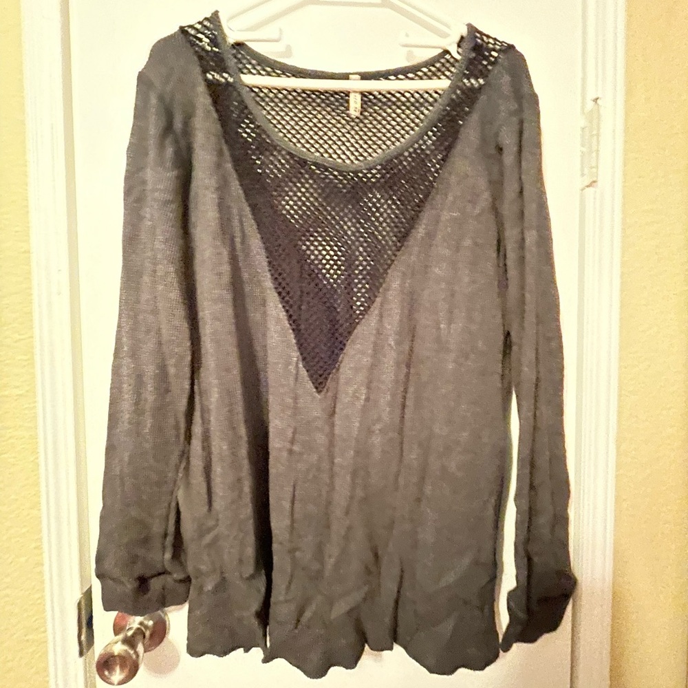 Emma and Sam Gray Top